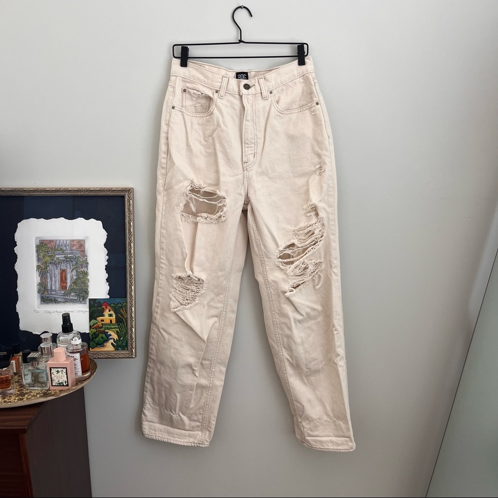 NWT Womens BDG Hi Rise Baggy Jeans Distressed Cream